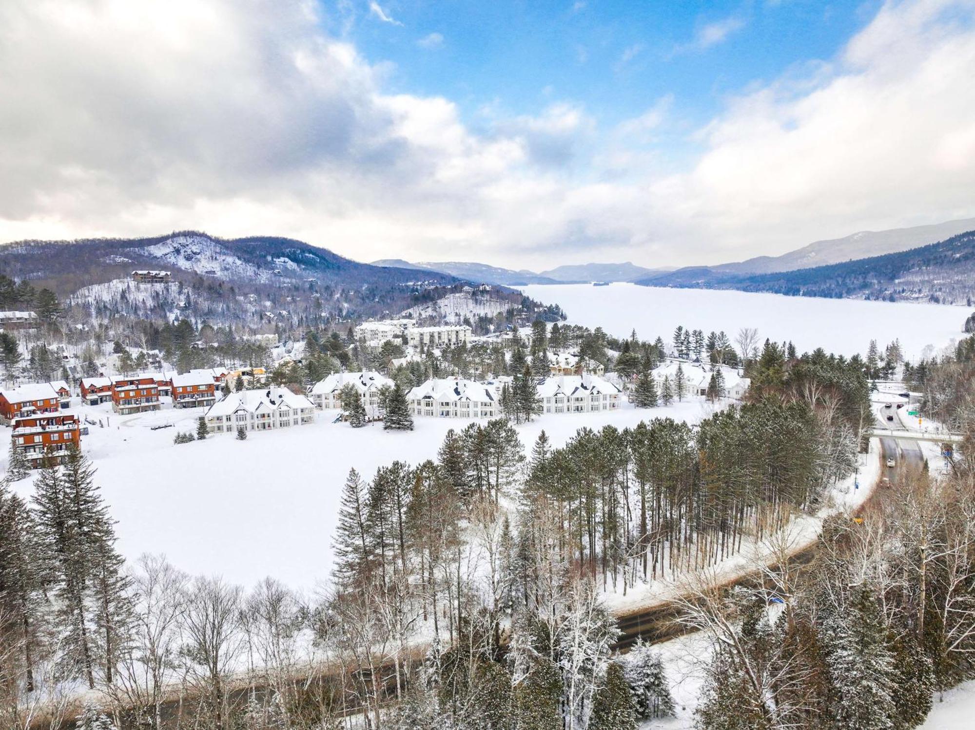 מונט טרמבלאנט Hilton Grand Vacations Club Tremblant Canada מראה חיצוני תמונה